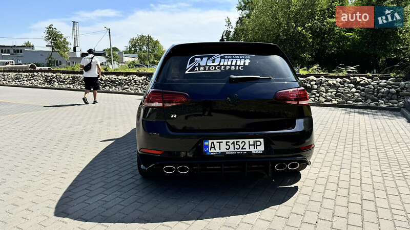 Хетчбек Volkswagen Golf R 2017 в Івано-Франківську