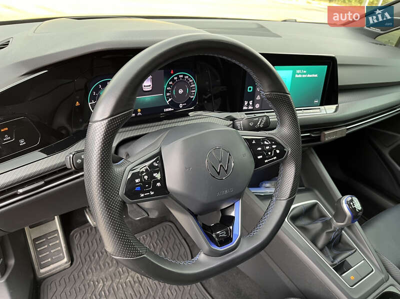 Хэтчбек Volkswagen Golf R 2022 в Днепре