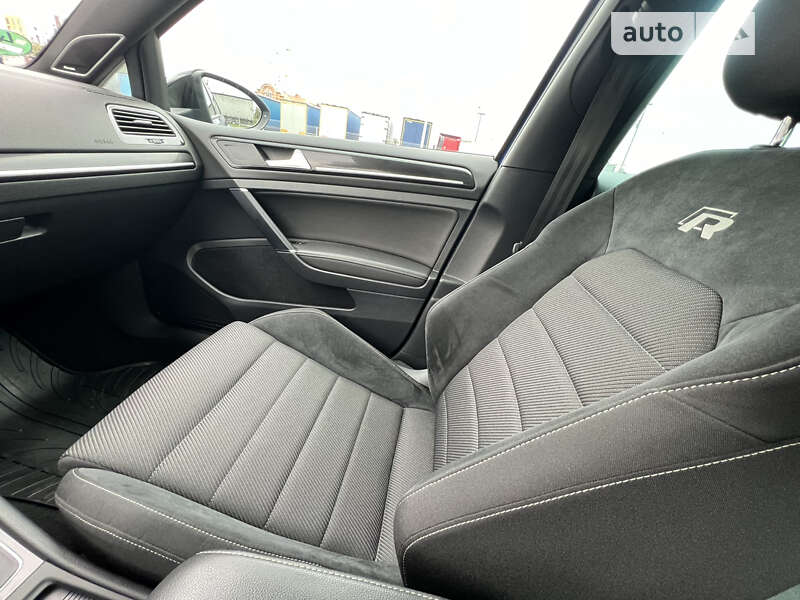 Універсал Volkswagen Golf R 2019 в Ковелі