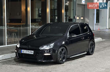 Хетчбек Volkswagen Golf R 2012 в Києві