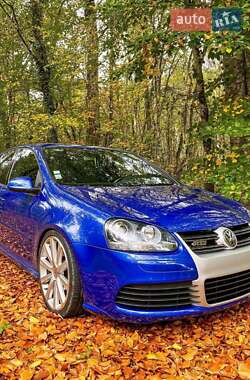 Хэтчбек Volkswagen Golf R 2008 в Киеве