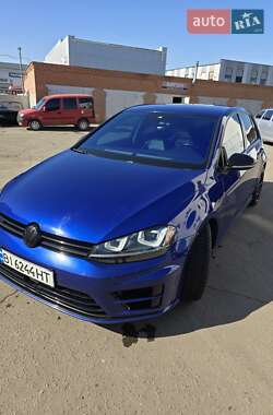Хэтчбек Volkswagen Golf R 2016 в 