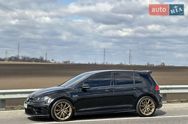 Хэтчбек Volkswagen Golf R 2016 в Днепре