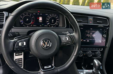 Хетчбек Volkswagen Golf R 2018 в 