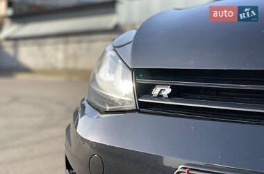 Хэтчбек Volkswagen Golf R 2017 в 