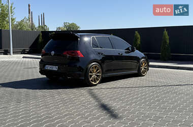 Хетчбек Volkswagen Golf R 2016 в 