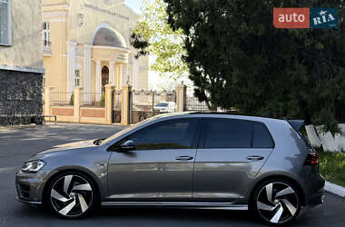Хетчбек Volkswagen Golf R 2015 в 
