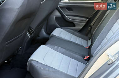Хетчбек Volkswagen Golf R 2015 в 