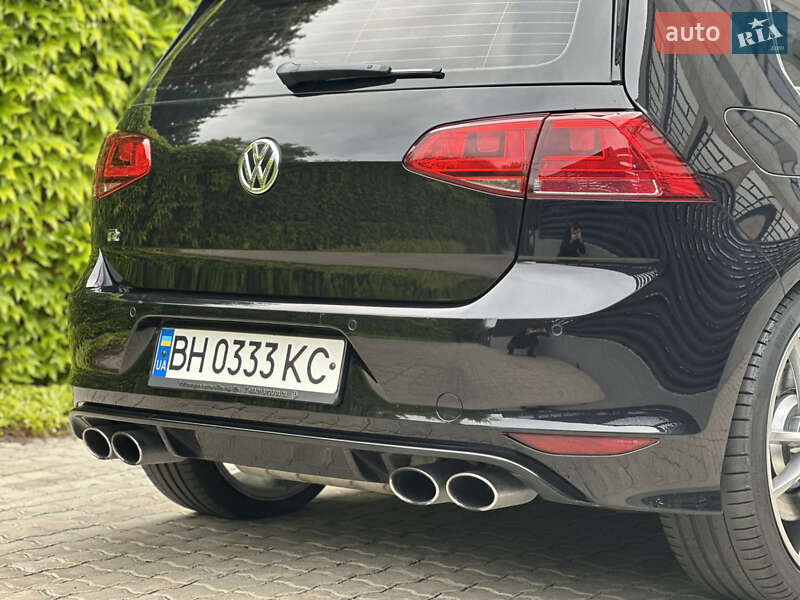 Хэтчбек Volkswagen Golf R 2016 в Одессе