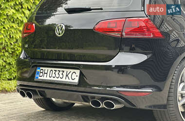 Хетчбек Volkswagen Golf R 2016 в 