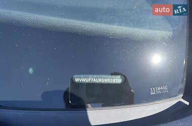 Хетчбек Volkswagen Golf R 2015 в 