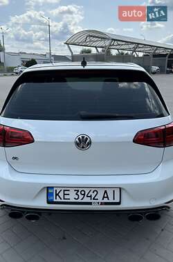 Хетчбек Volkswagen Golf R 2017 в 
