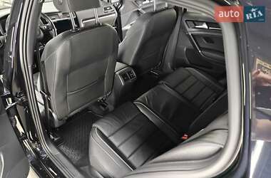 Хэтчбек Volkswagen Golf R 2019 в 