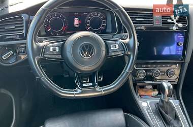 Хэтчбек Volkswagen Golf R 2018 в 