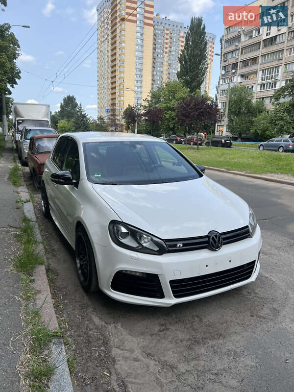 Volkswagen Golf R 2010
