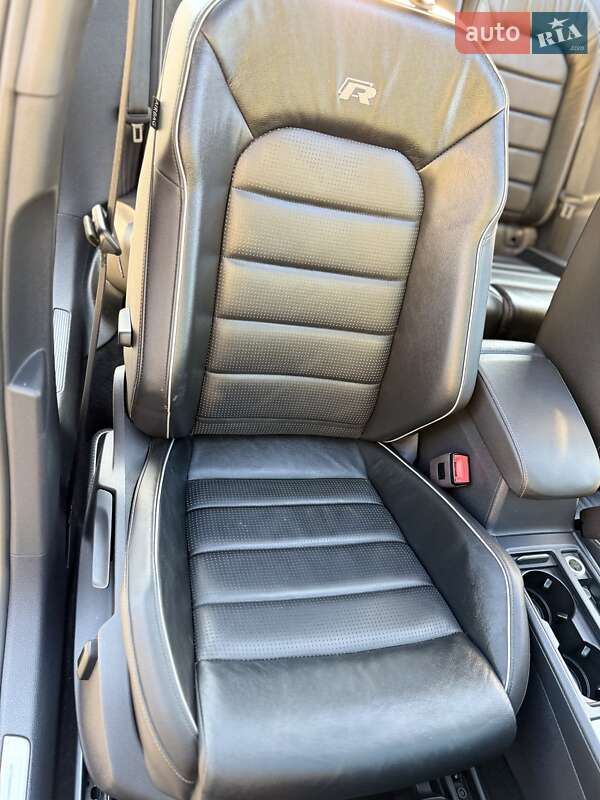 Хэтчбек Volkswagen Golf R 2018 в Харькове