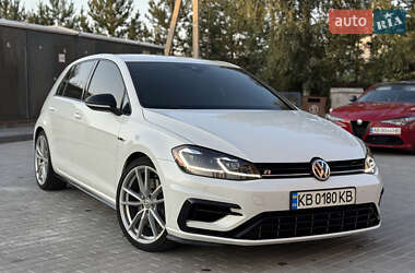 Хэтчбек Volkswagen Golf R 2017 в Виннице