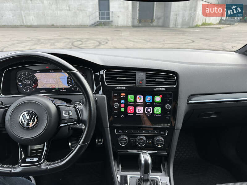 Хэтчбек Volkswagen Golf R 2018 в Киеве фото 13 Хэтчбек Volkswagen Golf R 2018 в Киеве