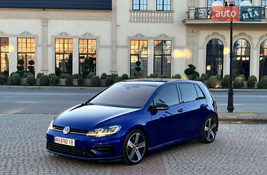 Хэтчбек Volkswagen Golf R 2016 в Мукачево