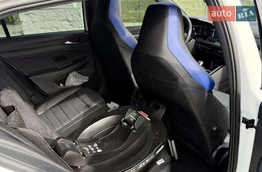 Хэтчбек Volkswagen Golf R 2024 в 