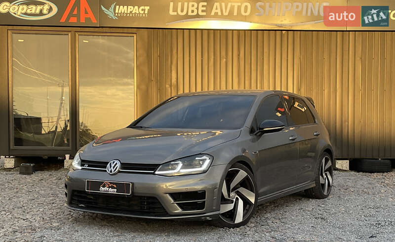 Volkswagen Golf R 2015