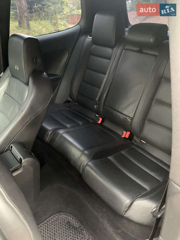 Хетчбек Volkswagen Golf R 2012 в Києві