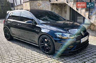 Хэтчбек Volkswagen Golf R 2019 в Киеве