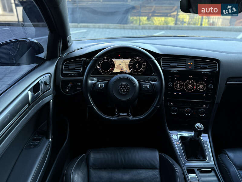 Хэтчбек Volkswagen Golf R 2017 в Хмельницком фото 59 Хэтчбек Volkswagen Golf R 2017 в Хмельницком