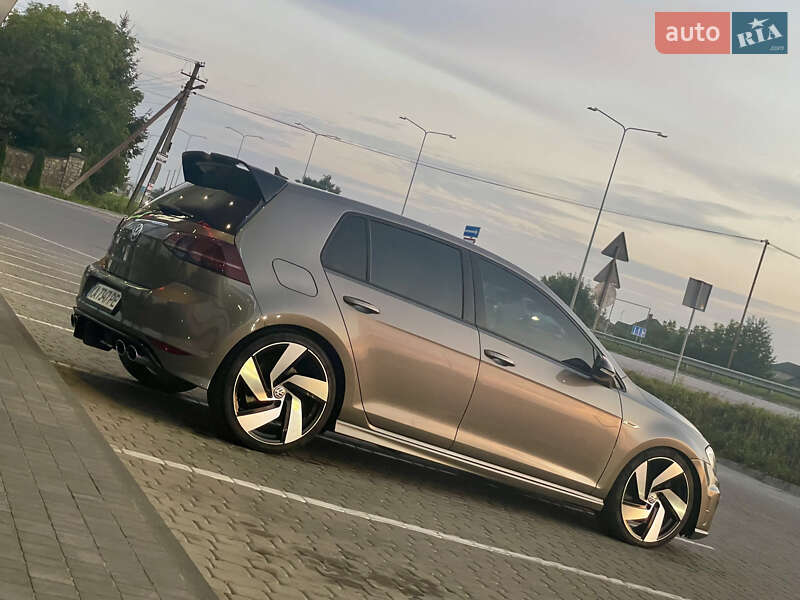 Хэтчбек Volkswagen Golf R 2015 в Львове фото 61 Хэтчбек Volkswagen Golf R 2015 в Львове