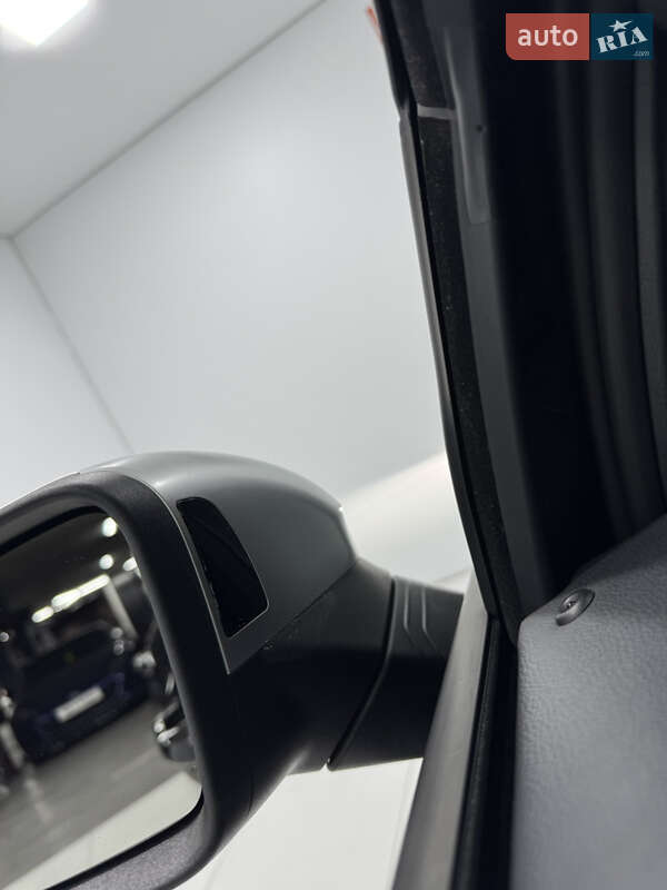 Хэтчбек Volkswagen Golf R 2022 в Одессе фото 34 Хэтчбек Volkswagen Golf R 2022 в Одессе