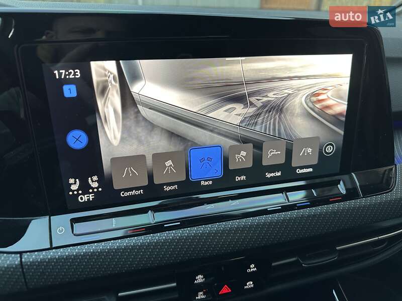 Хэтчбек Volkswagen Golf R 2022 в Одессе