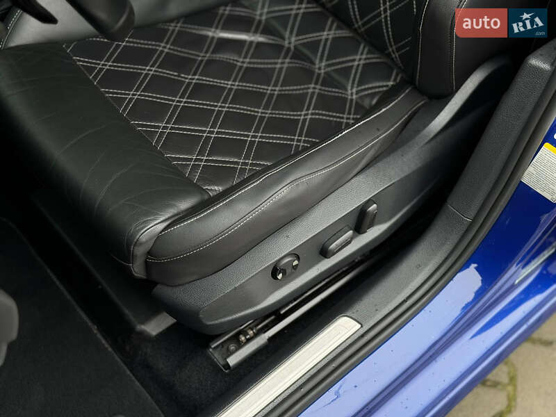 Хэтчбек Volkswagen Golf R 2014 в Киеве фото 72 Хэтчбек Volkswagen Golf R 2014 в Киеве