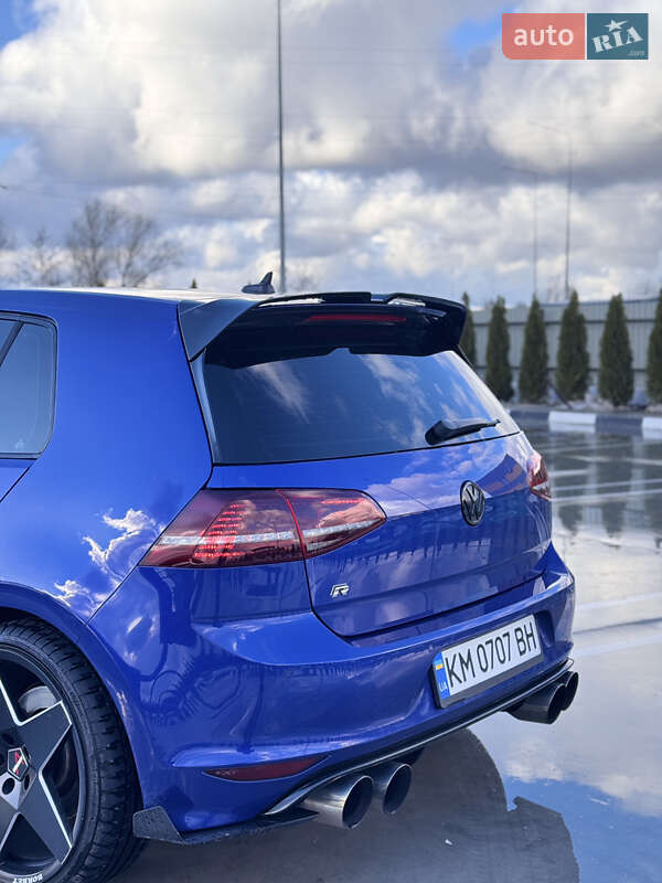 Хэтчбек Volkswagen Golf R 2015 в Житомире