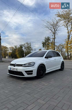Хетчбек Volkswagen Golf R 2017 в Кривому Розі