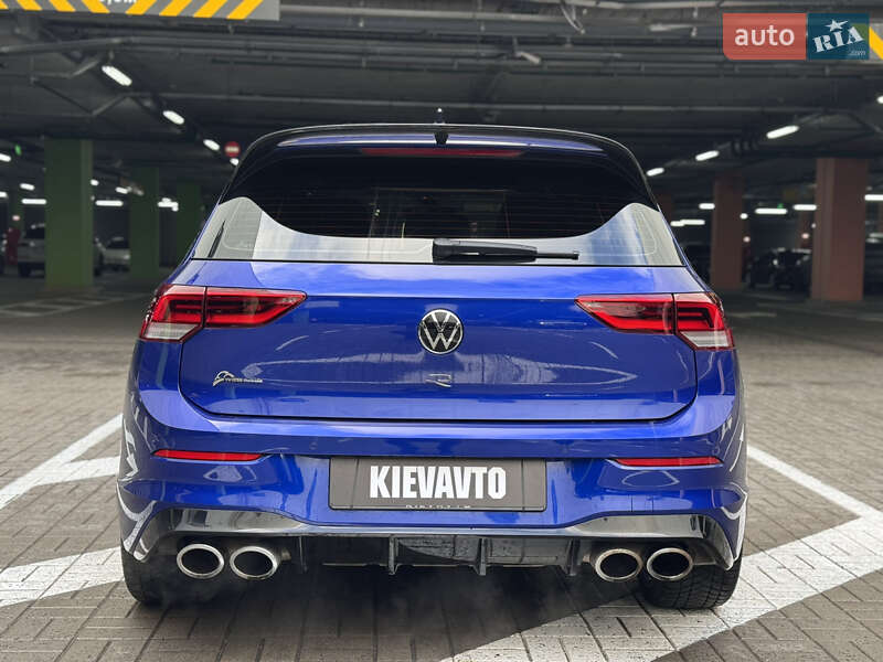 Хэтчбек Volkswagen Golf R 2022 в Киеве