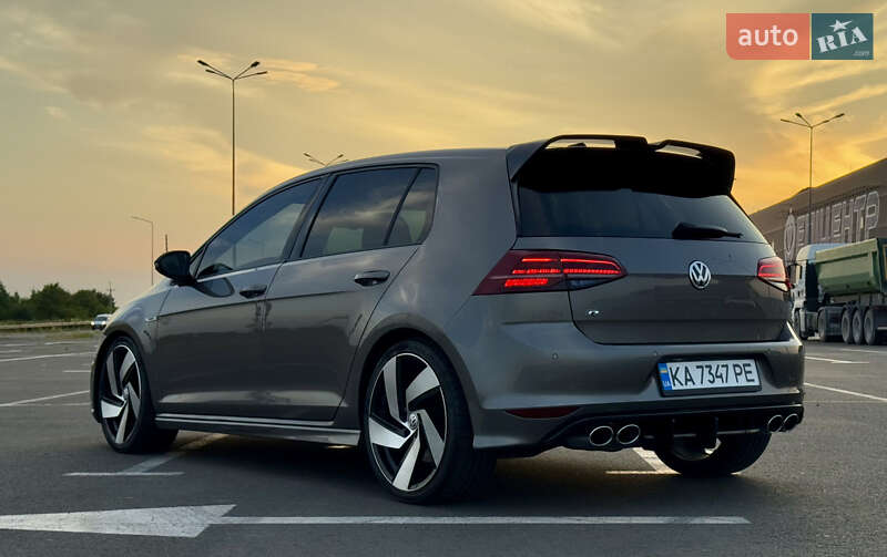 Хэтчбек Volkswagen Golf R 2015 в Львове фото 31 Хэтчбек Volkswagen Golf R 2015 в Львове