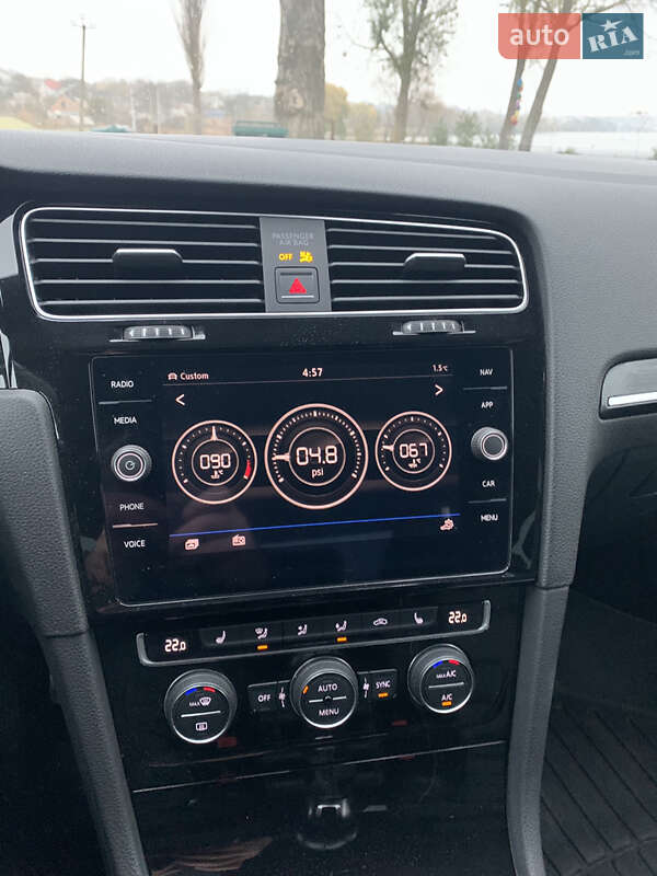 Хэтчбек Volkswagen Golf R 2018 в Умани фото 10 Хэтчбек Volkswagen Golf R 2018 в Умани