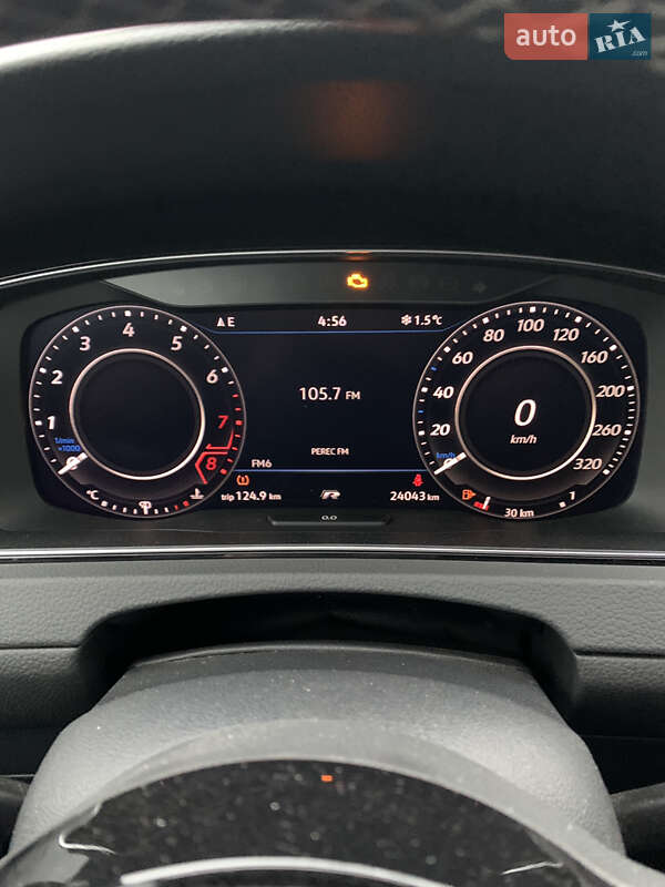 Хэтчбек Volkswagen Golf R 2018 в Умани фото 12 Хэтчбек Volkswagen Golf R 2018 в Умани