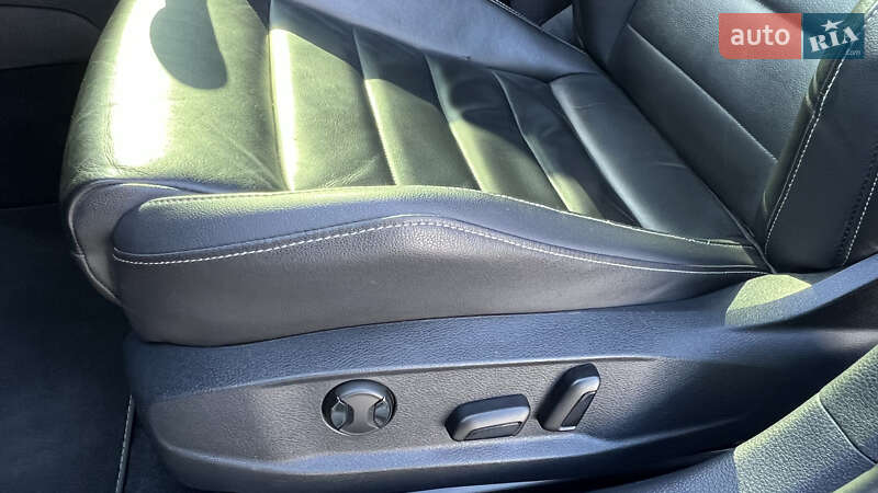 Хэтчбек Volkswagen Golf R 2016 в Мукачево