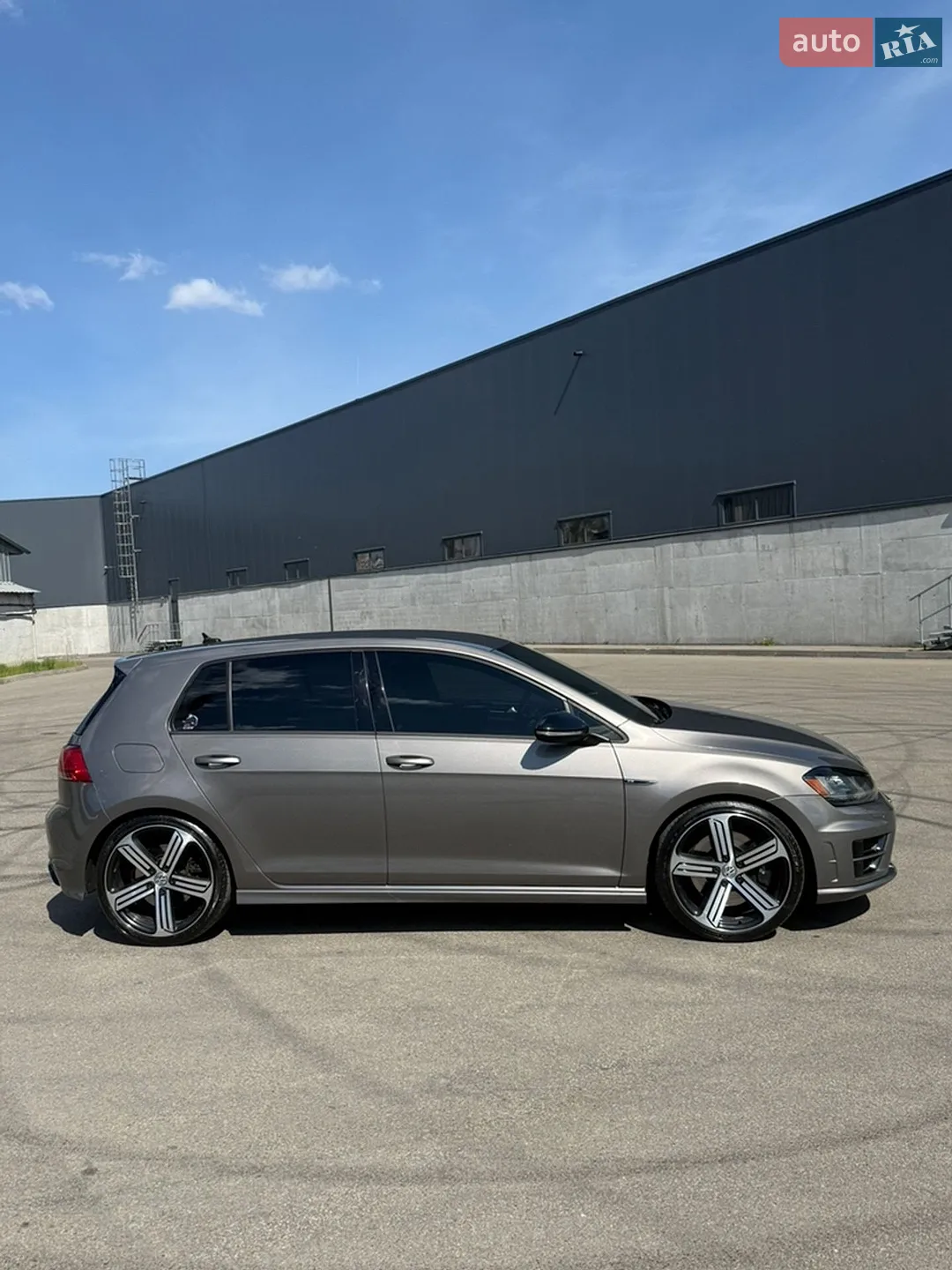 2016 Volkswagen Golf R - мініатюра 5