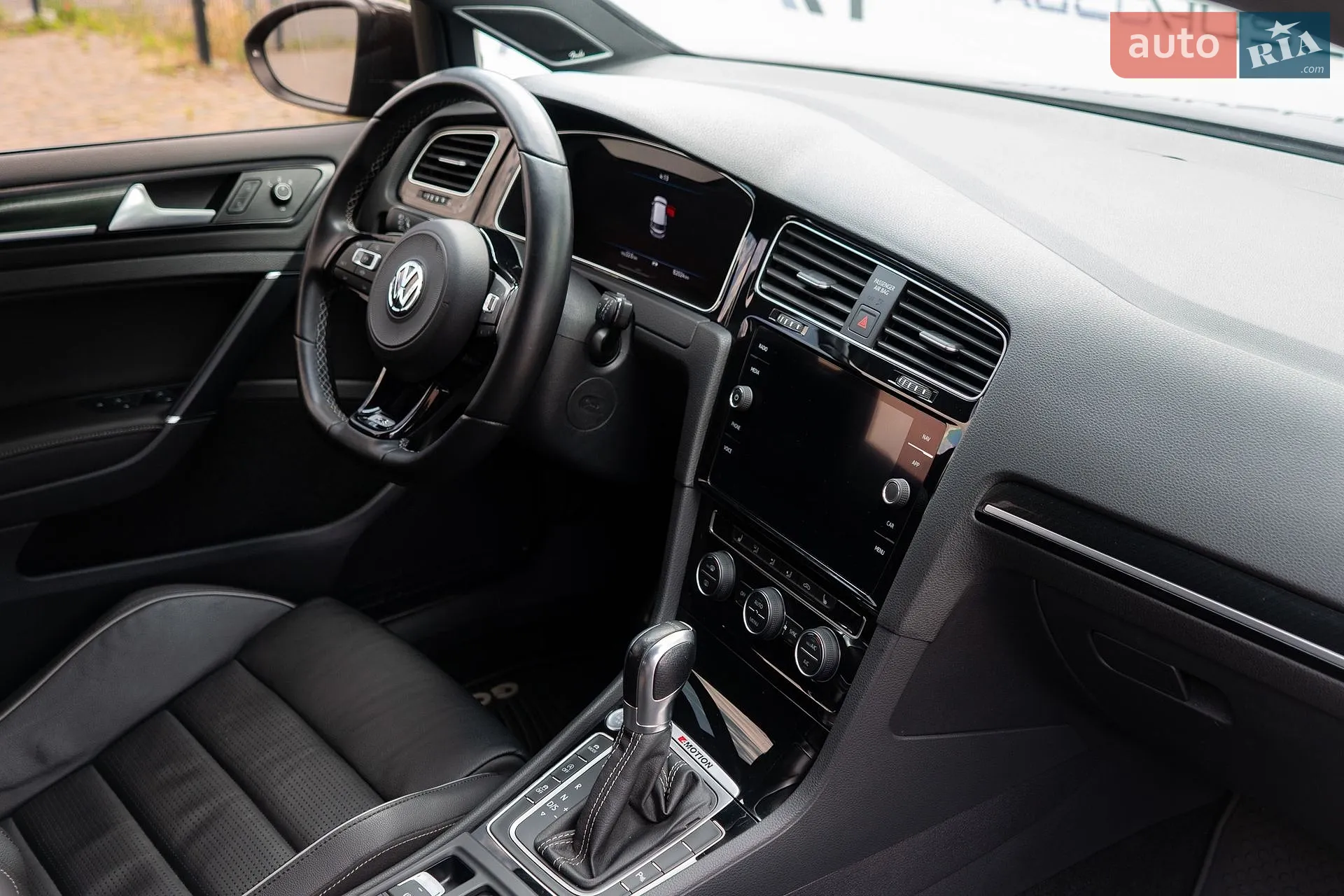 2019 Volkswagen Golf R - мініатюра 64