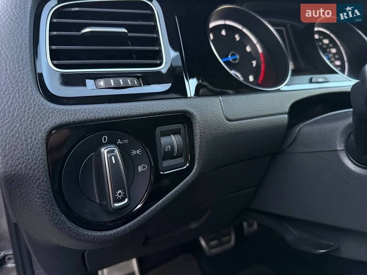 2015 Volkswagen Golf R - мініатюра 20