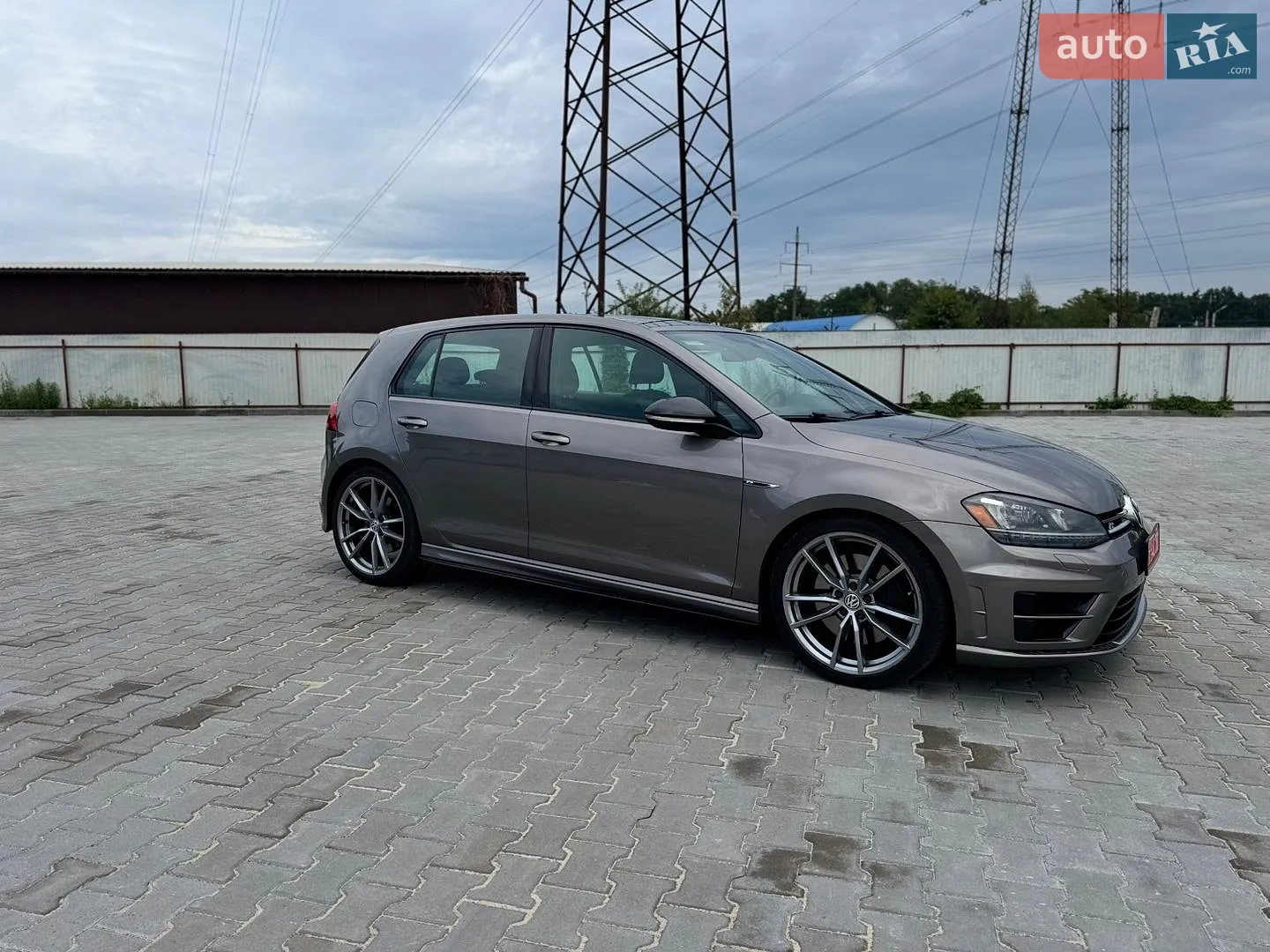 2017 Volkswagen Golf R - мініатюра 6
