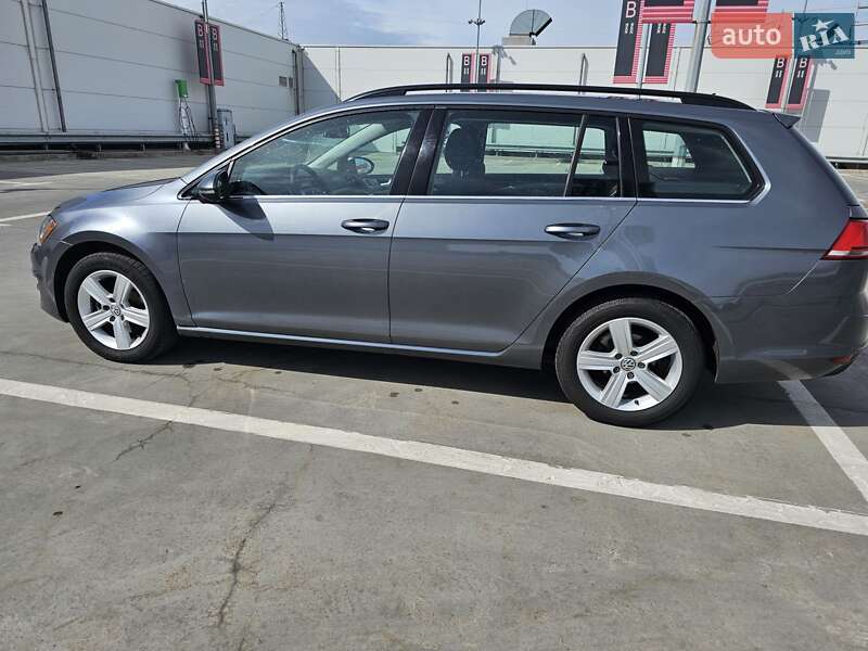 Микровэн Volkswagen Golf Sportsvan 2015 в Киеве