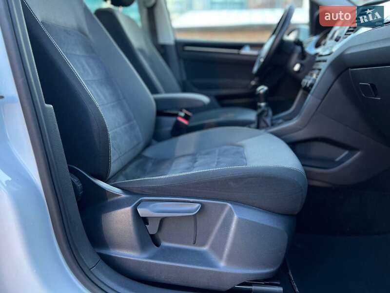 Микровэн Volkswagen Golf Sportsvan 2017 в Киеве