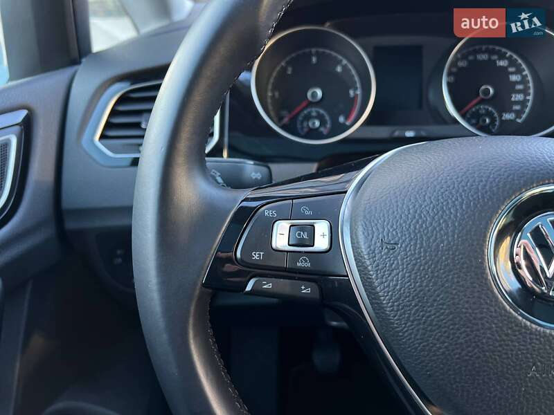 Микровэн Volkswagen Golf Sportsvan 2017 в Киеве
