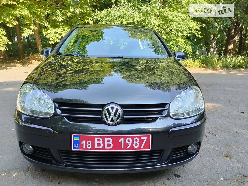 Volkswagen Golf V