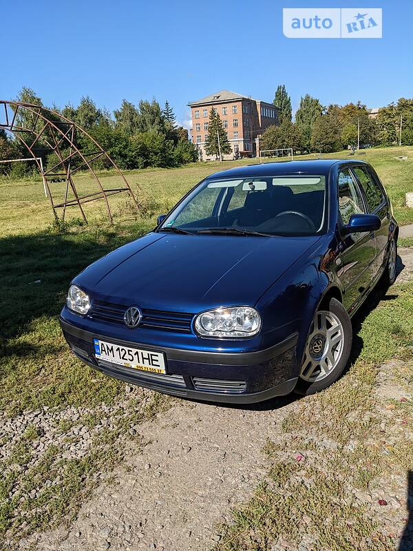 Volkswagen Golf V