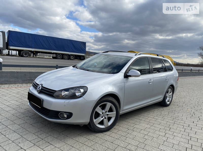 Volkswagen Golf VI