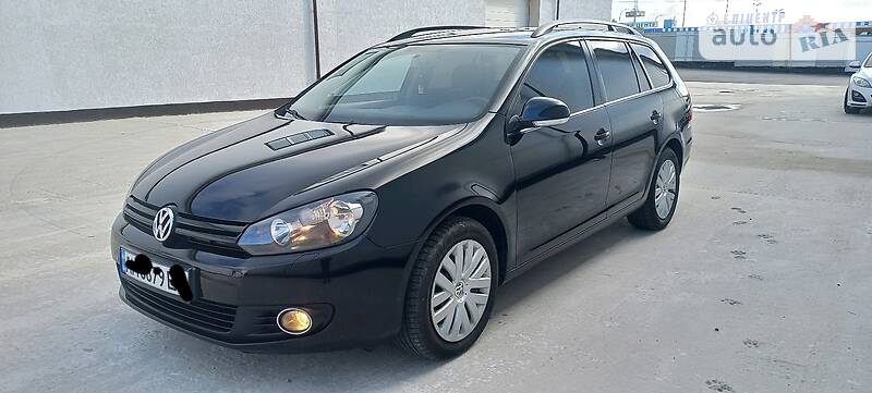 Volkswagen Golf VI